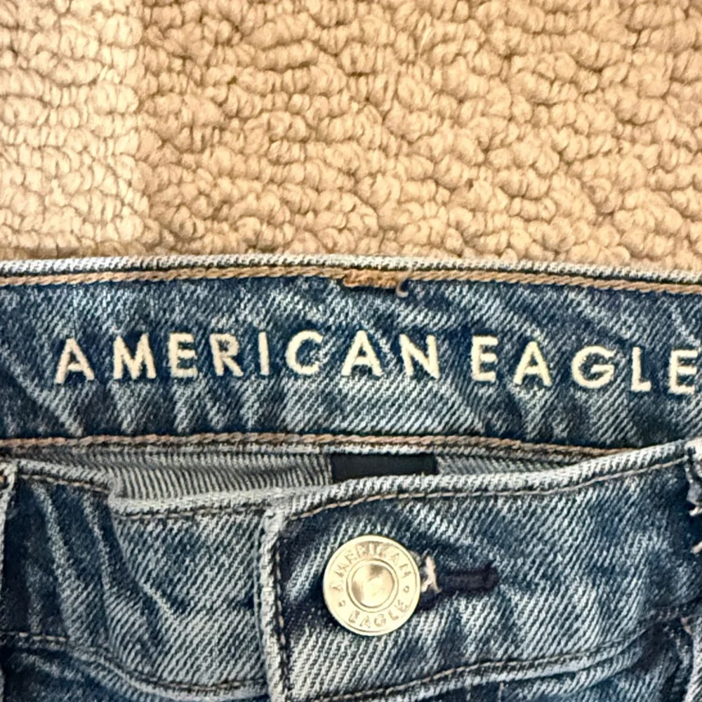 American Eagle Outfitters Women’s Stretch Barrel Jeans - Picture 6 of 6